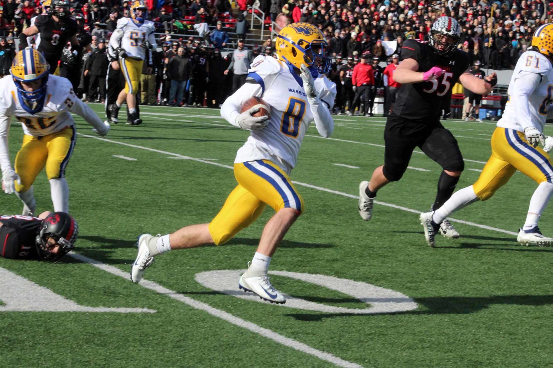 Rice Lake football vs. Pewaukee Division 3 state 11-19-21